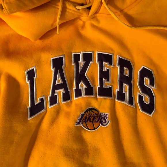 Vintage LA Lakers Pullover Embroidered Hoodie - Picture 5 of 10